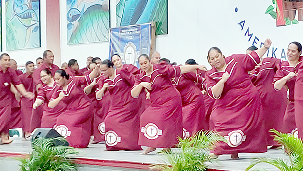 Kanana Fou entertainers during 40th anniversary celebration