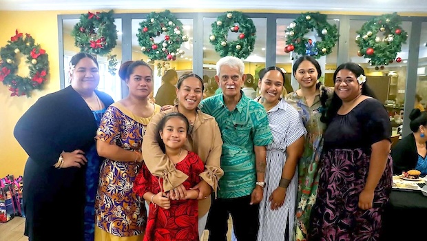 ASCC Nursing Program students with Lt. Gov.