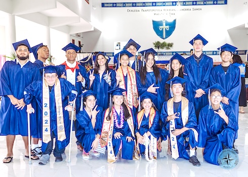 Pacific Horizons 2024 graduates