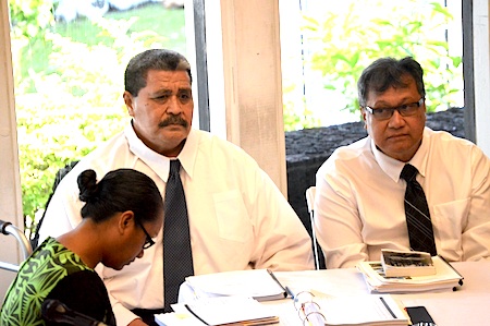  Sui o le Kolisi Tu’ufa’atasi a Amerika Samoa i le taimi na molimau ai i luma o le Komiti Soofaatasi a le Fono mo le iloiloina o le latou paketi mo le tausaga tupe fou i le taeao ananafi.  [ata AF]