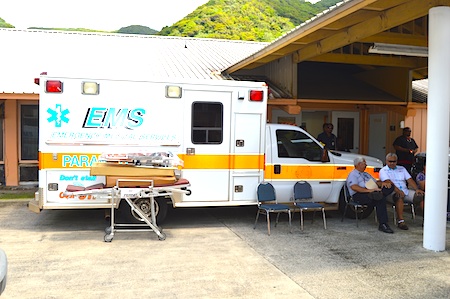  Se tasi o ta’avale e 5 i ai ta’avale na foa’i mai e le EMS a Honolulu mo le EMS a Amerika Samoa.  [ata AF]