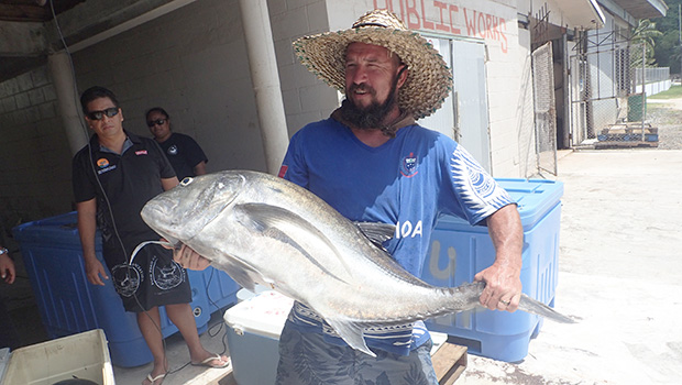 Dustin Snow with his winning catch