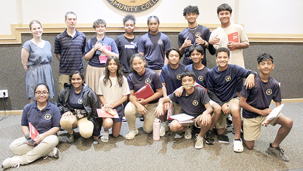 Pacific Horizons students with visiting researchers Christopher Phillipp and Julia Kennedy of the Chicago Field Museum