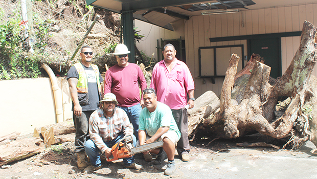 ASPA crew with huge tree stump