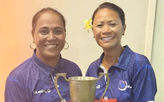 Traveling Coaches Alani Thomsen and Francine Amoa