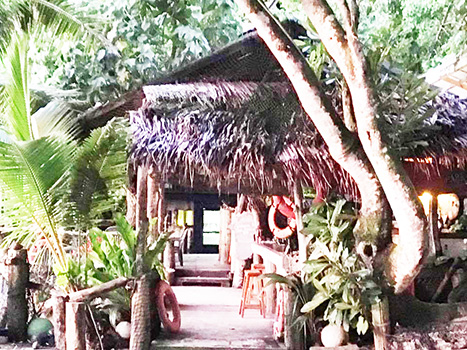 Interior of Tisa's Barefoot Bar