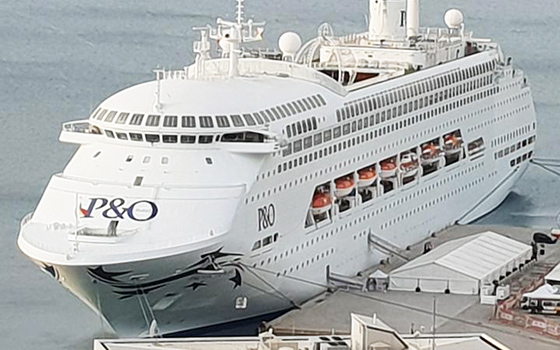 P&O cruise ship