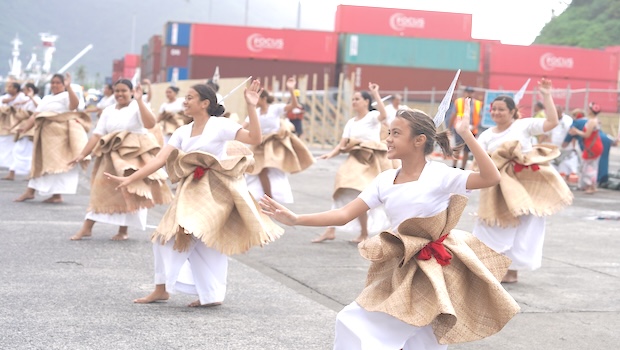 CCCAS Fagaʻalu youth dancing to welcome cruise ship