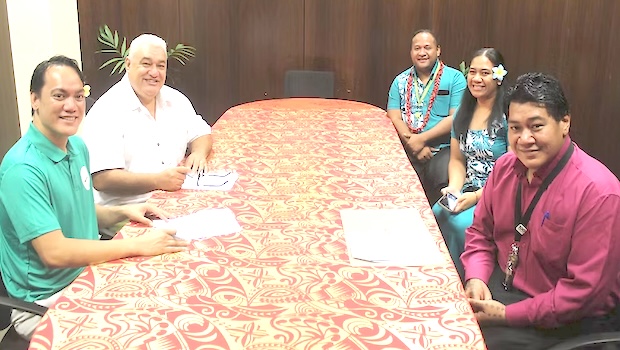 Director Ammon Fepulea'i and CEO Hazelman with Samoa Ministry of Education officials