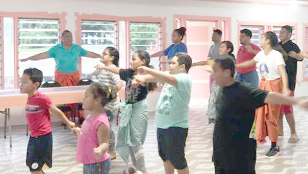 Kids exercising 