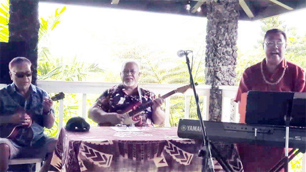 Ulale Pusi Ulale, Tom Scanlan and Fonoti L.T. Afo