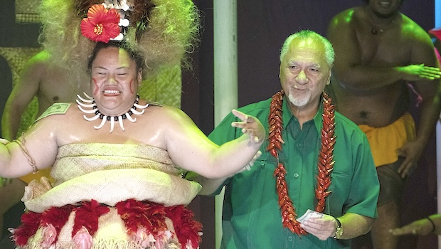 Gov and cast member of Fala o Futa 