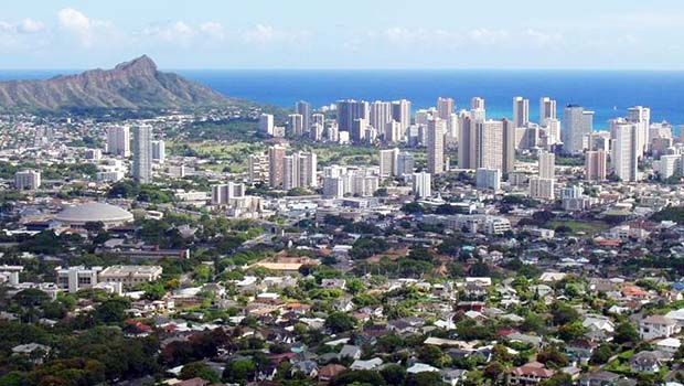 View of Oahu featuring downtown Honolulu and Diamond Head.