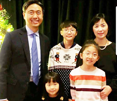 Daniel Myung family