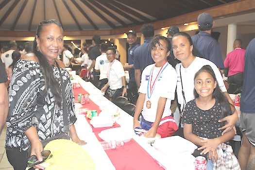 Pale Leasau (second from left)