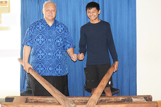 Talanoa Lagafuaina and Tapaau