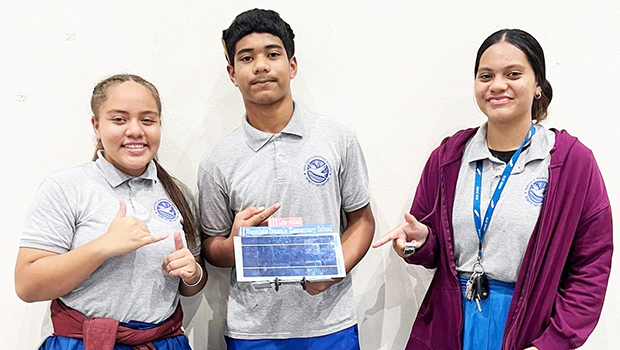 (l-r) Ramona Schuster, Polataia So'olefai and Mulinu'u Momoisea