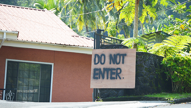 Do not enter sign at Senate President Tuaolo's house