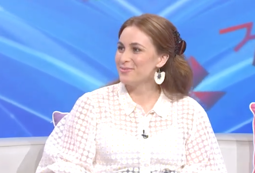 Kiwi comedian Rhiannon McCall