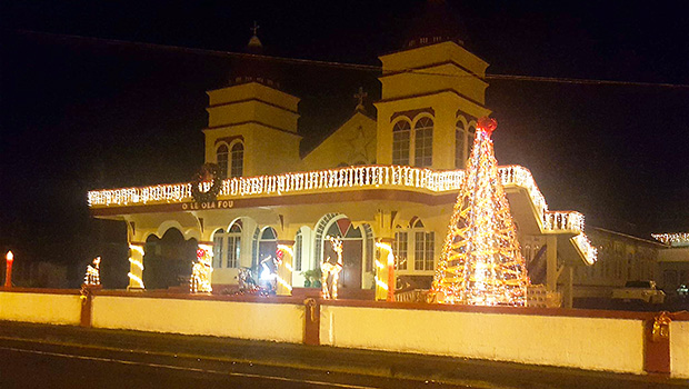 Christmas lights at CCCAS in Matu'u 
