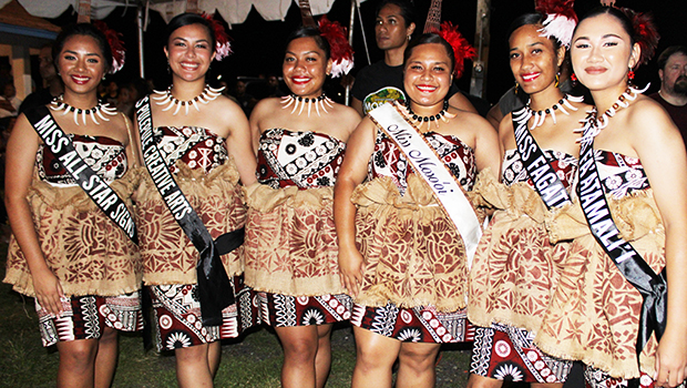 Reigning Miss Moso’oi Nellie Mercy Tuigamala and the 5 contestants