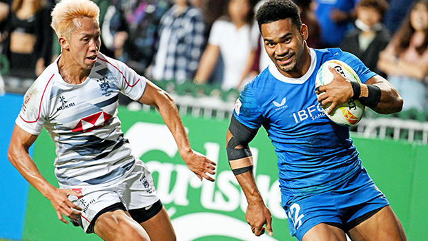 Steve Onosai speeds ahead of a defende