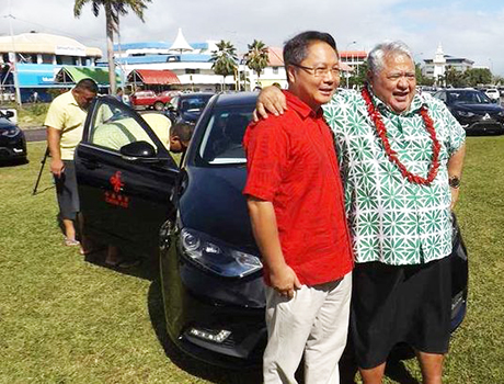 Samoa Prime Minister Tuila'epa Sa'ilele Malielegaoi with the Chinese Ambassador Wang Xuefeng