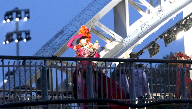 A drag queen in the scene