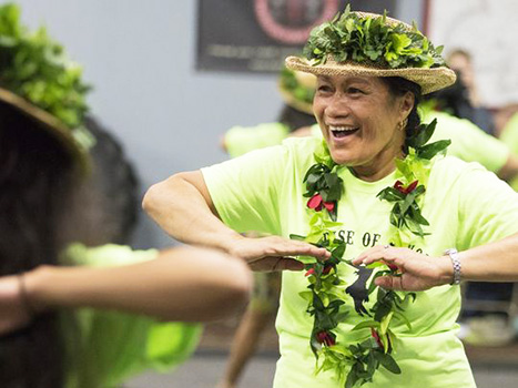 Tasi Keener, a Samoan dancer,
