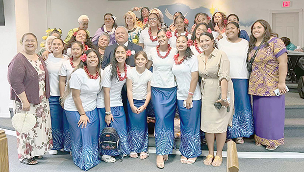 Softball a tamaitai mai Amerika Samoa