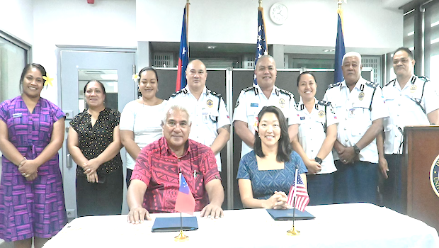 The Samoa Minister of Police, Faualo Harry Schuster and U.S. Chargé d’Affaires Noriko Horiuchi