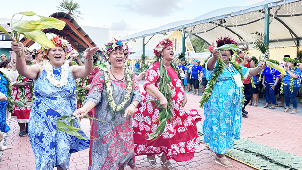 Cook Islands women