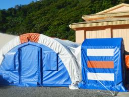 Negative Pressure Medical Tent at the LBJ Medical Center