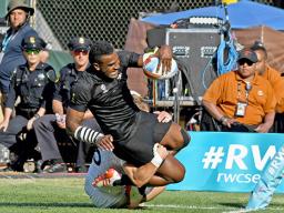 All Blacks Joe Ravouvou scores a 2nd half try
