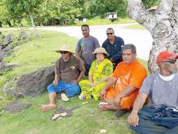 Amata with Ta'u farmers