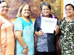  Mr. Eleasalo Sialoi (2nd right)l –r) Vice President of Academic and Student Affairs Mrs. Letupu Moananu, ASCC President Dr. Rosevonne Pato, and Human Resources Director Mrs. Sereima Asifoa.
