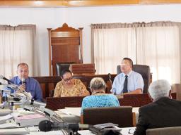 [-r] American Samoa Power Authority customer service manager, Ryan Tuato’o, chief financial officer Susana Fai’ivae, and acting executive director Wallon Young