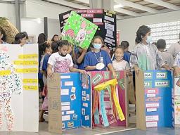  Participants on stage for the “2022 STEAM Voyaging Culminating Event” 