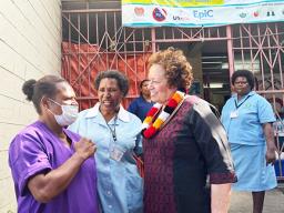 Amata and healthworkers in PNG