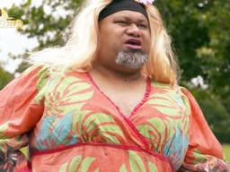 Tofiga Fepulea’i, as Aunty Tala