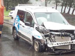 Bluesky van with crumpled fender