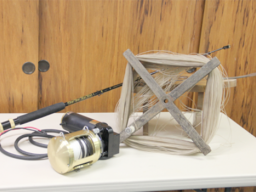 Two types of bottombishing gear, electric and hand line
