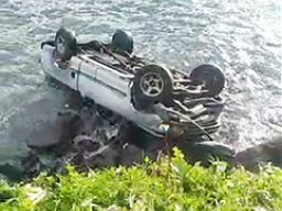 vehicle upside down in the sami