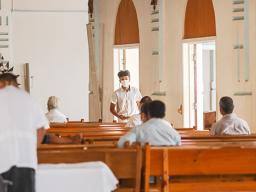 social distancing during Easter Sunday church service