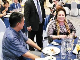  Amata with  Palau President Whipps and Governor Palacios