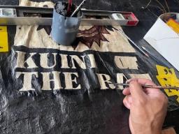 Xreating Kaaimu’a with smoke residue,