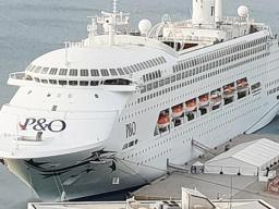 P&O cruise ship