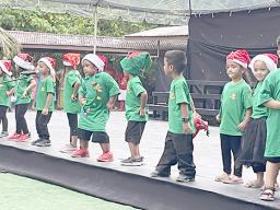 Kindergartners at Samoa Baptist Academy 