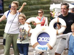 Disney Wonder cruise ship passengers