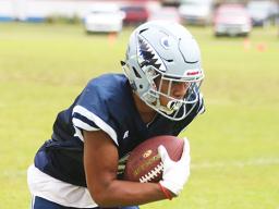 Avory Seumanutafa of the Samoana Sharks 